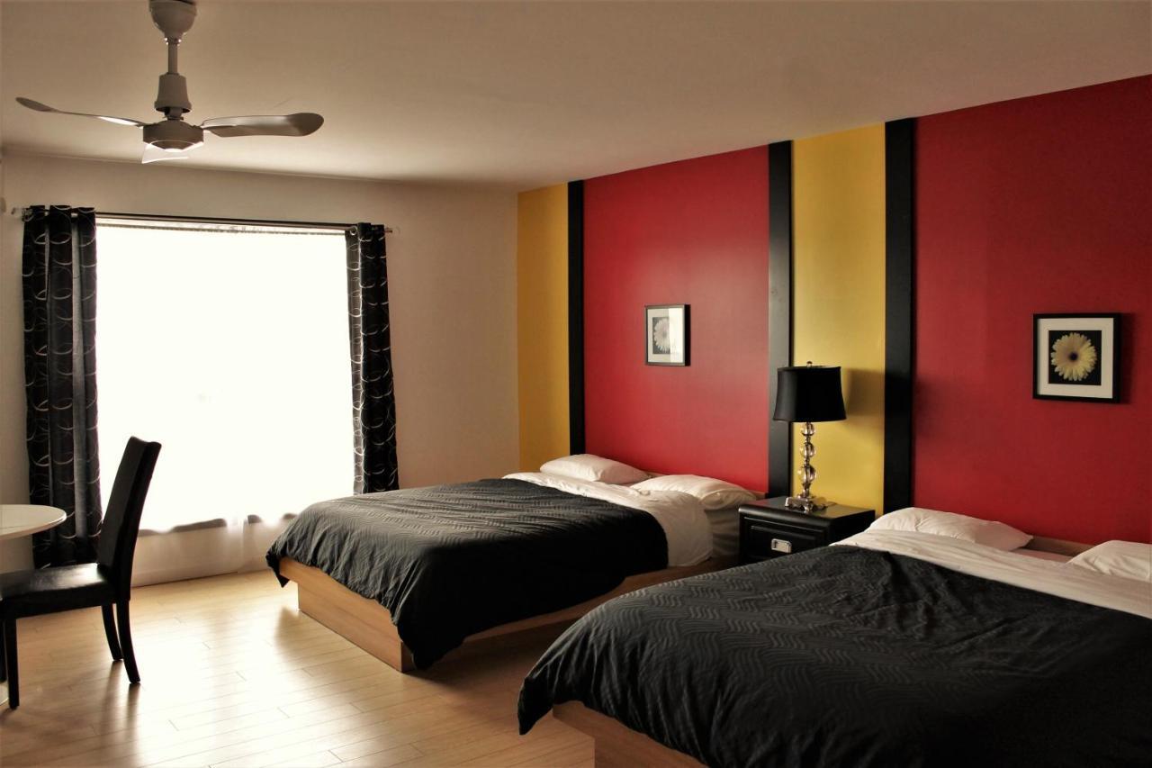 Motel Du Canton Valcourt Eksteriør billede